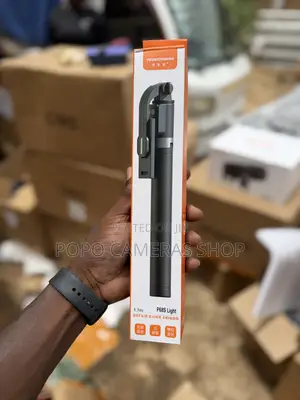 P68s Selfie Stick With Light
