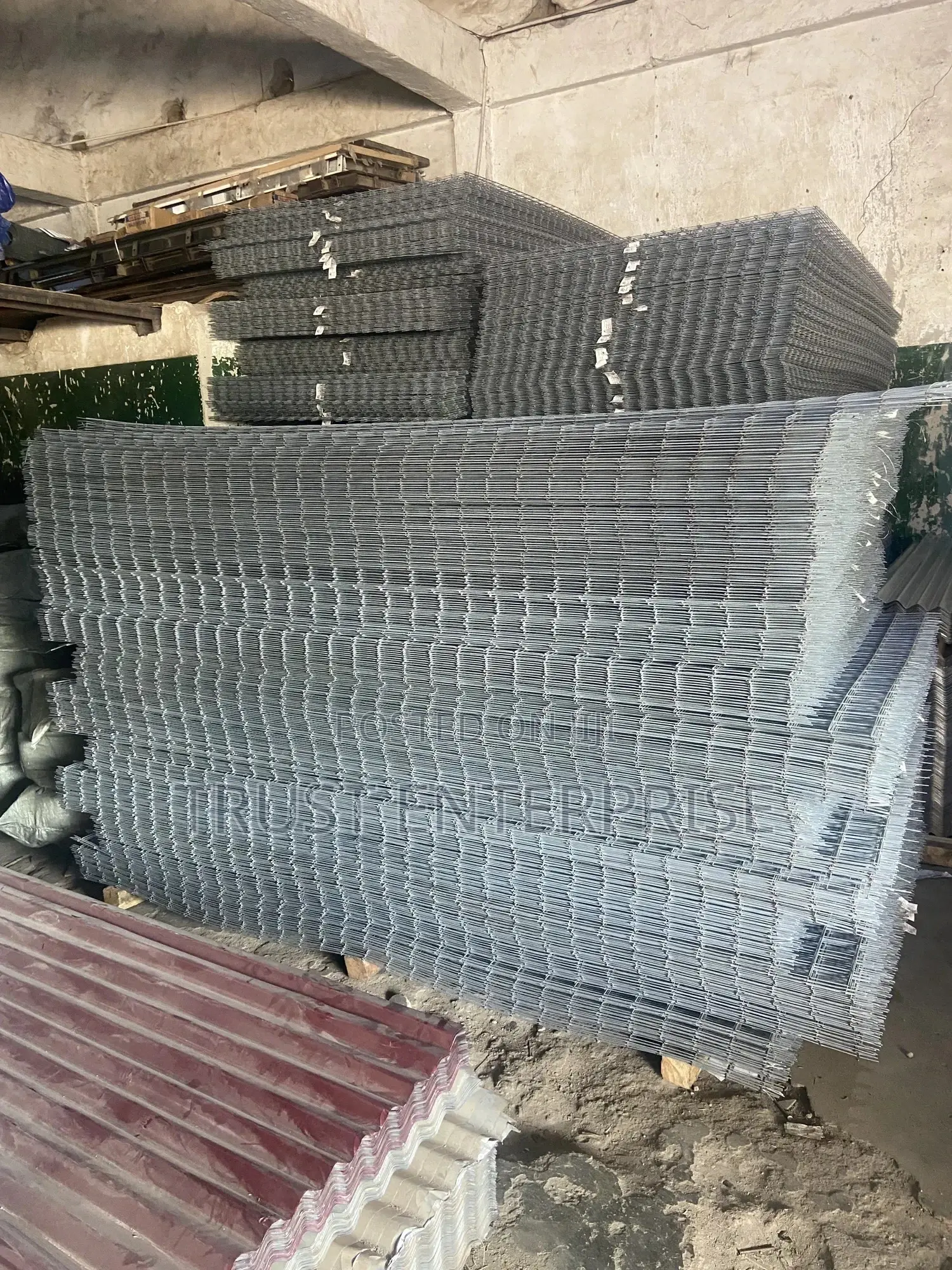 Galvanized Wire Mesh (Wholesale)
