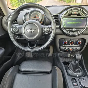 Mini Cooper S 4dr Hatchback (2.0L 4cyl Turbo 6M) 2015 Black