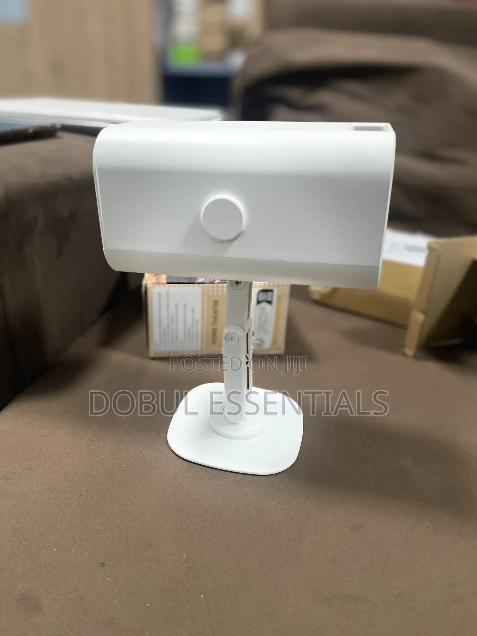 M7 Portable Projector