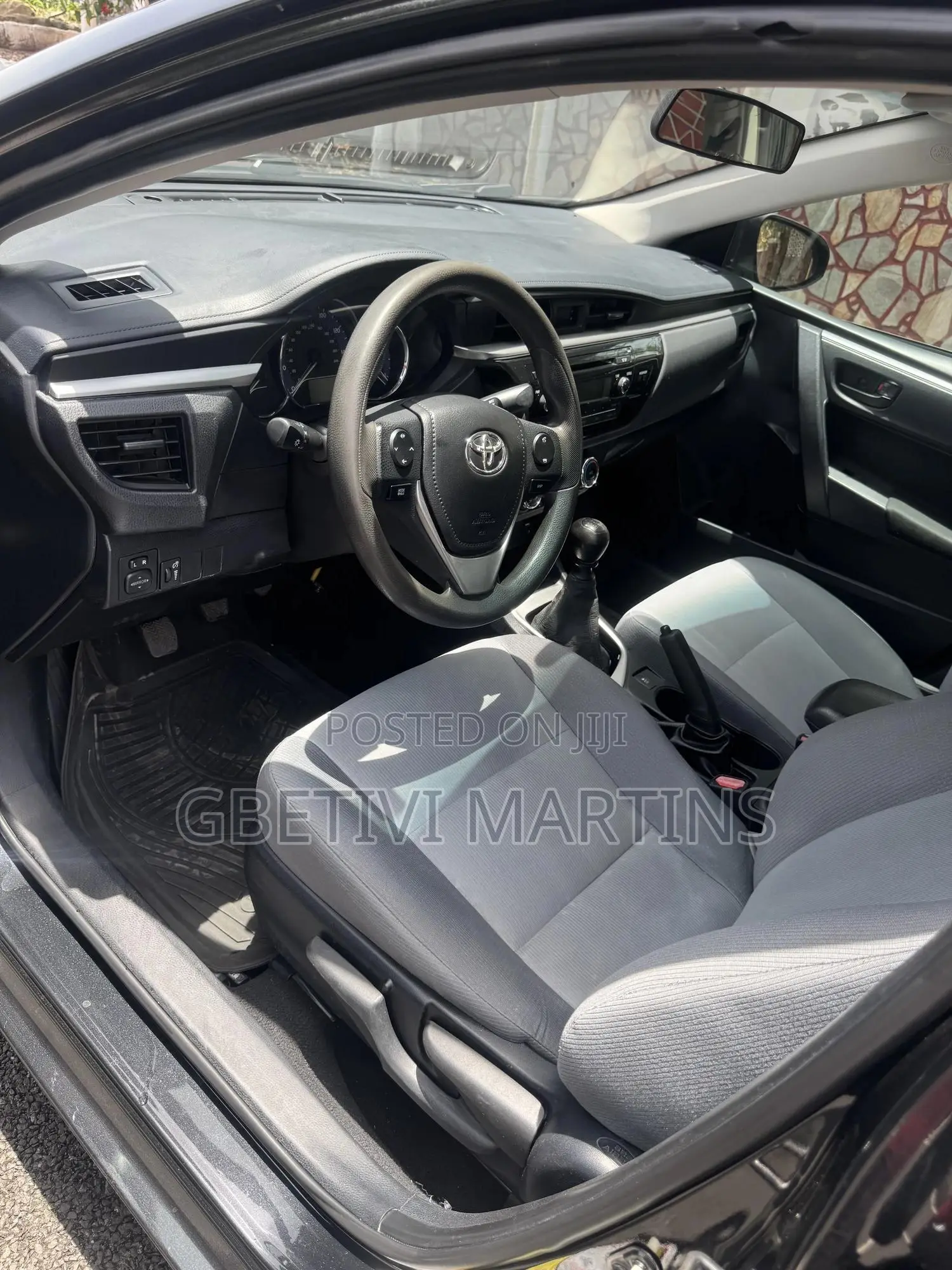 Toyota Corolla 2015 Black