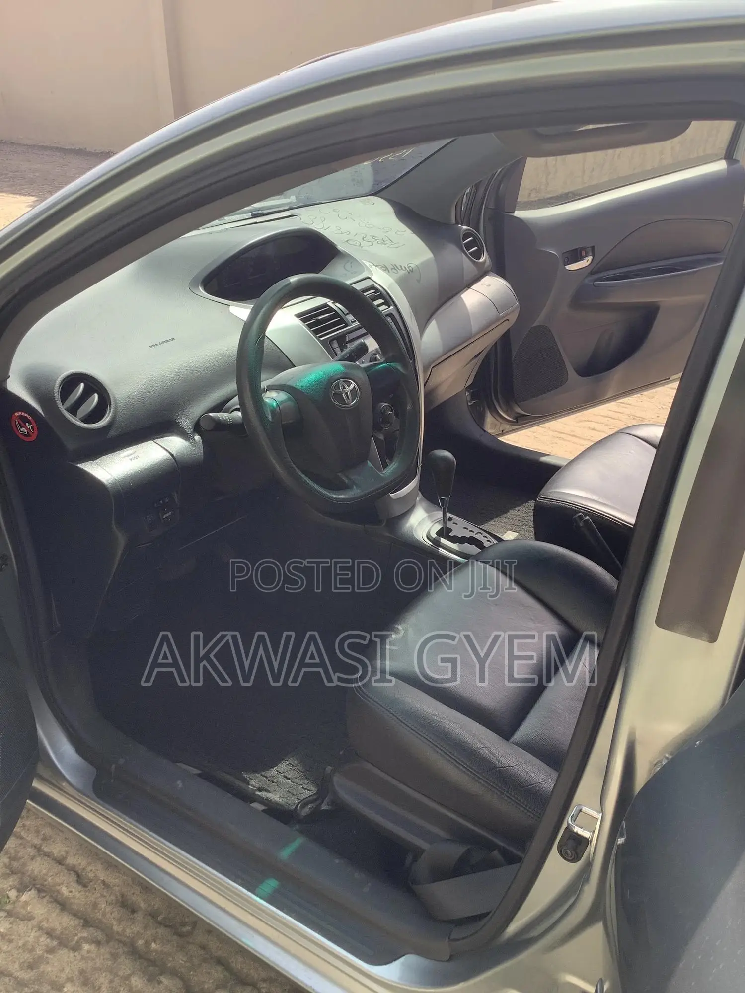 Toyota Vios 2010 Green