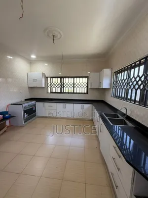 5bdrm House in Old Barrier for sale