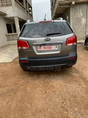 Kia Sorento LX 2011 Gray