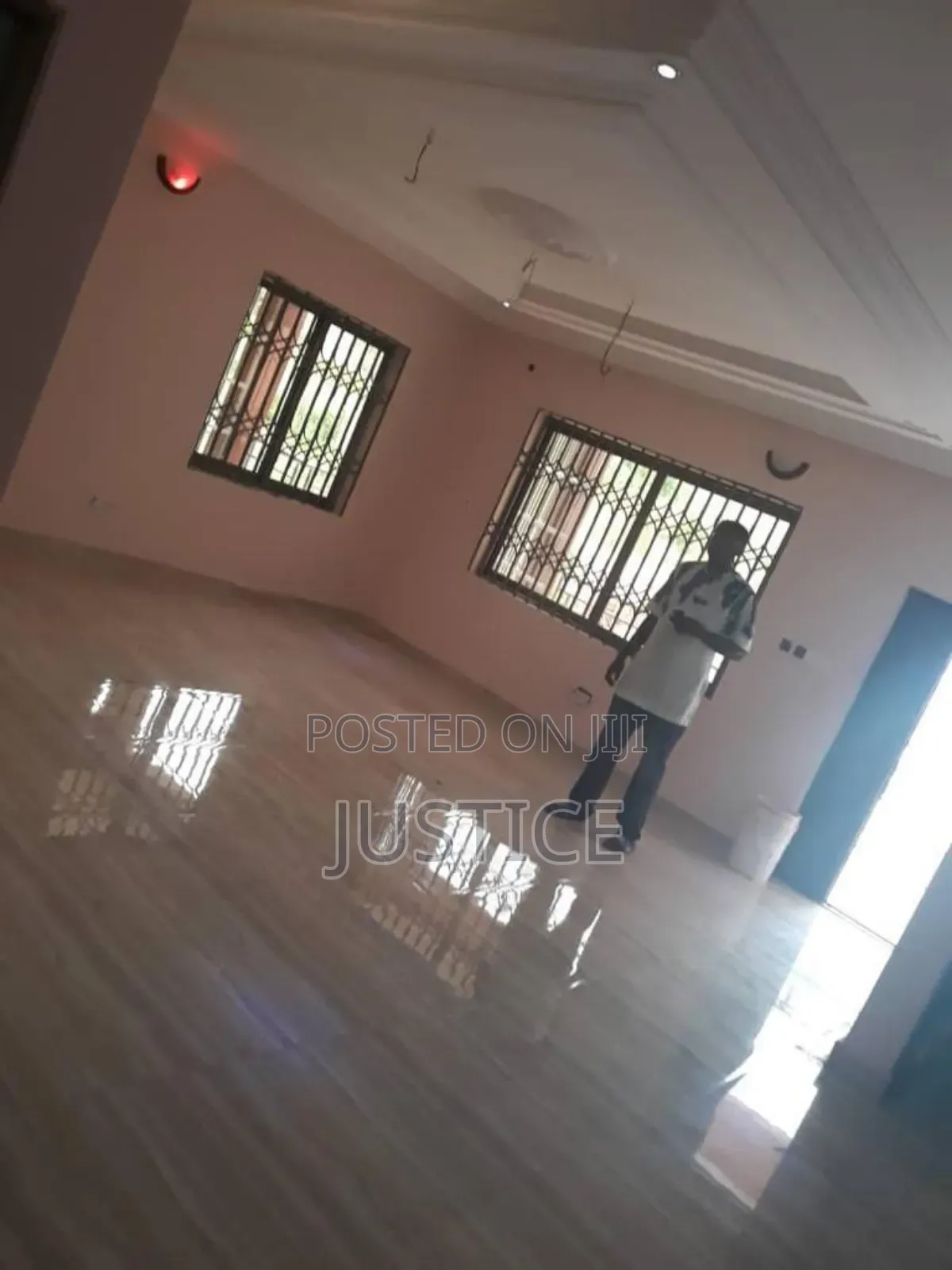 14bdrm Apartment in Aboam Kwabenya for sale