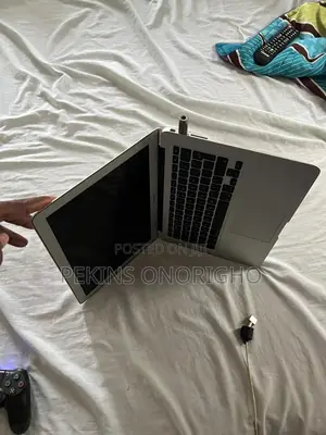Laptop Apple MacBook Air 8GB Intel Core i5 SSD 256GB