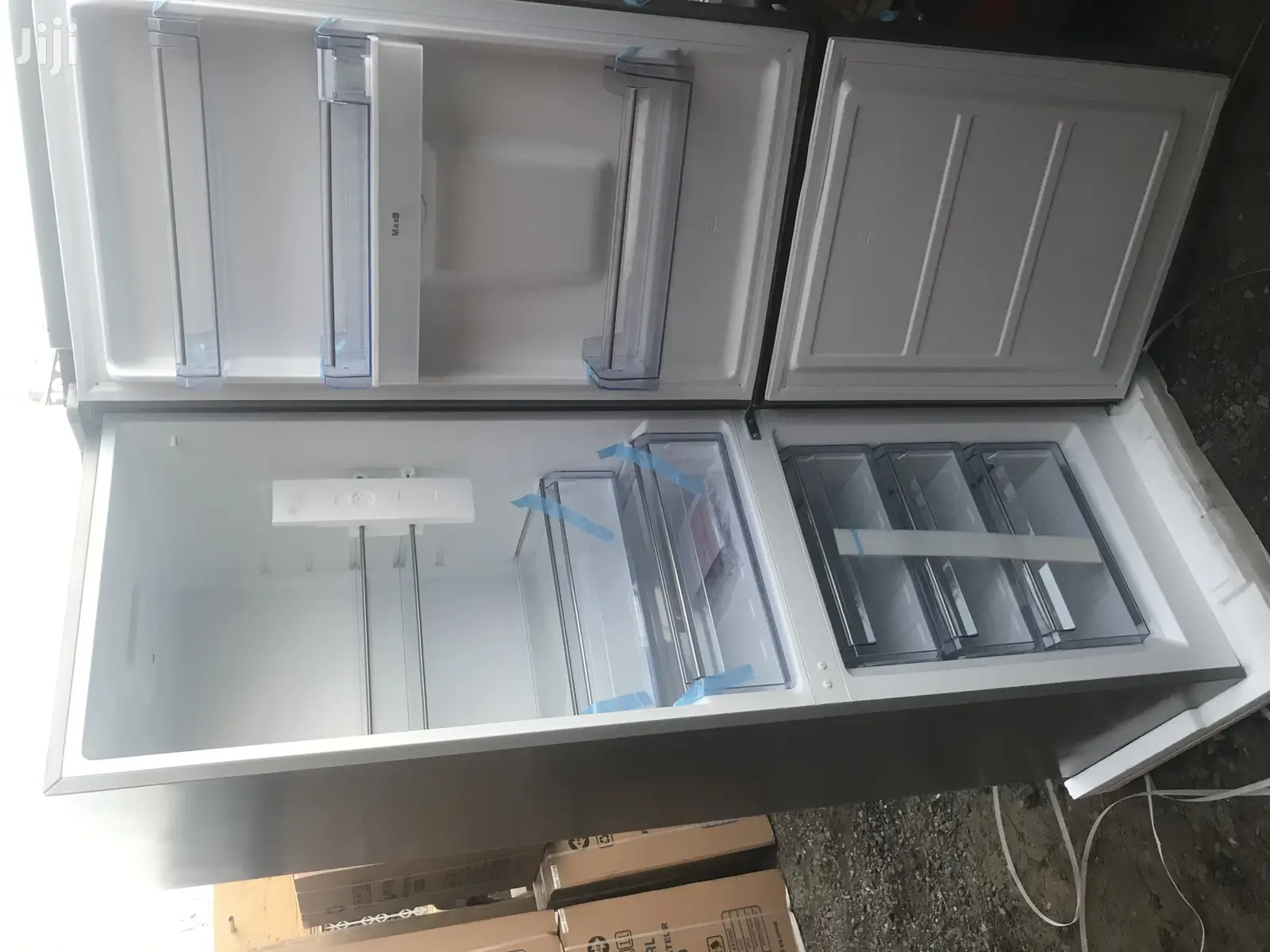 Pearl 309L Bottom Freezer Refrigerator With Water Dispenser