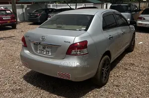 Toyota Belta 2010 Gray