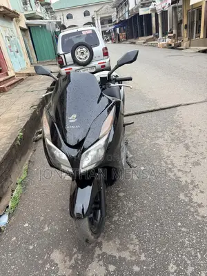 Honda Forza 2018 Black