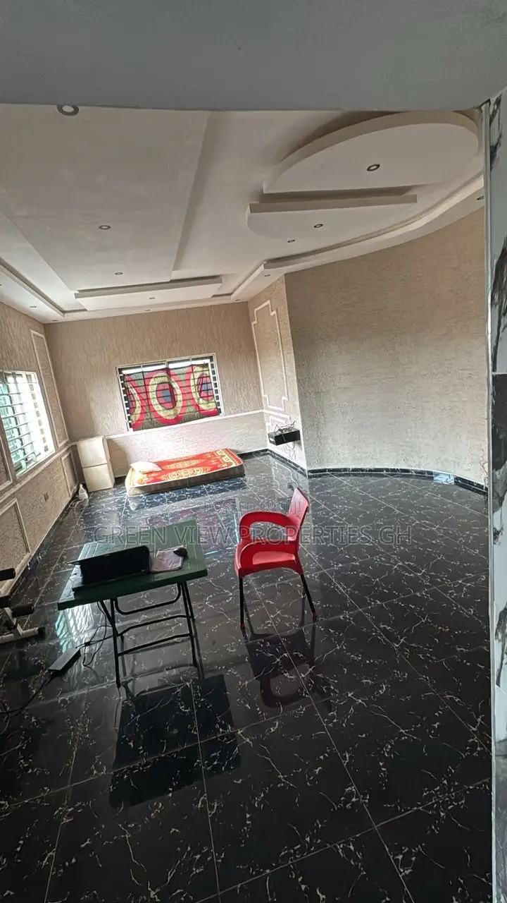 3bdrm House in Kasoa for sale