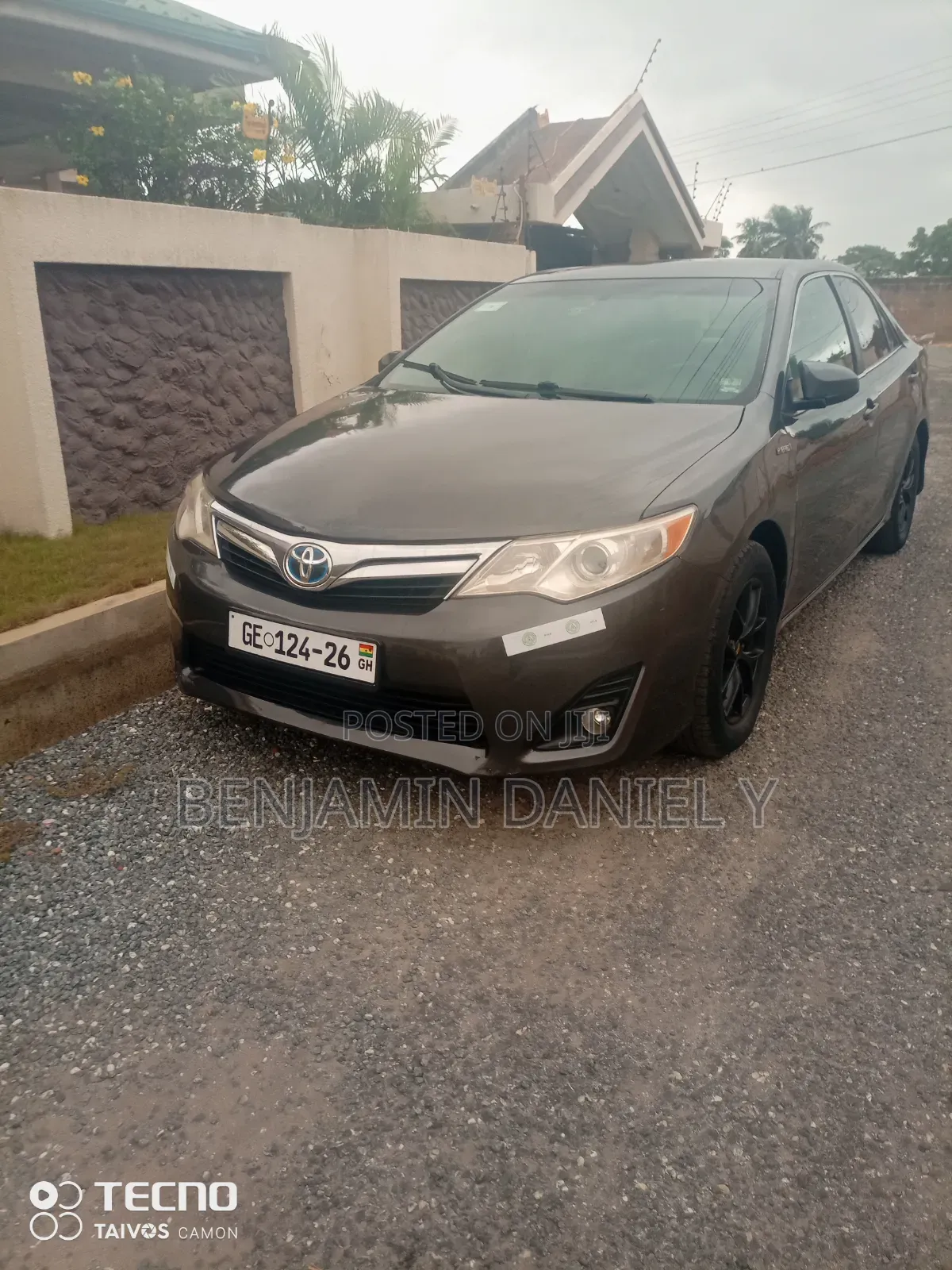 Toyota Camry Hybrid XLE 2012 Gray