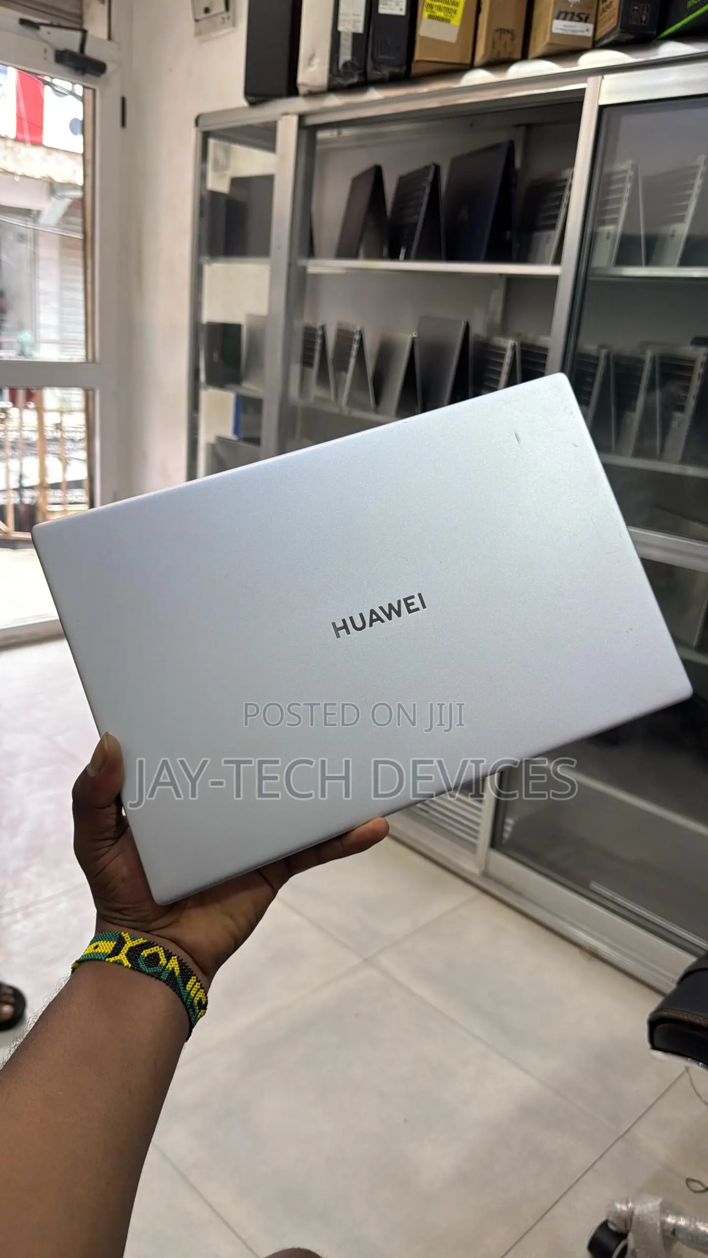 Laptop Huawei Matebook D 15 8GB Intel Core i3 SSD 256GB