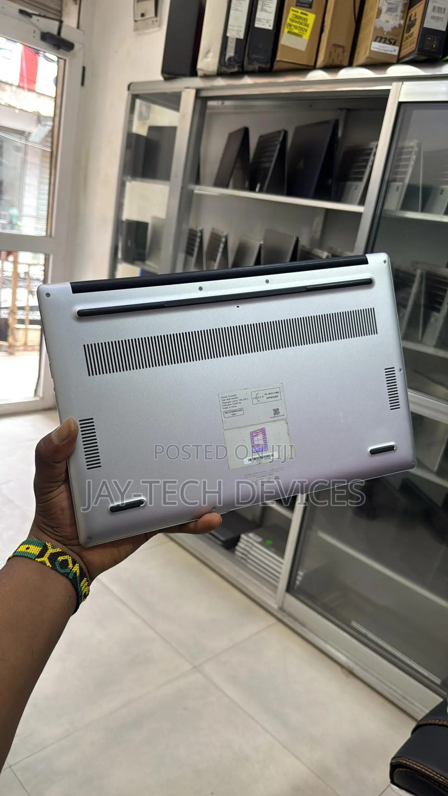 Laptop Huawei Matebook D 15 8GB Intel Core i3 SSD 256GB