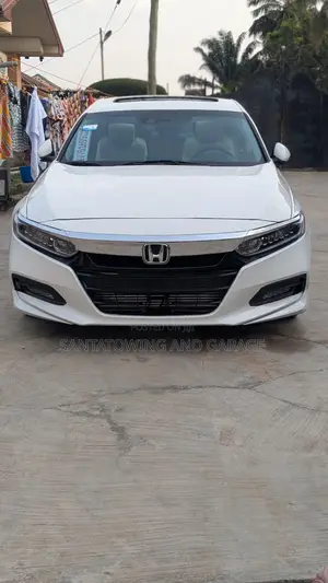 Honda Accord 2018 White