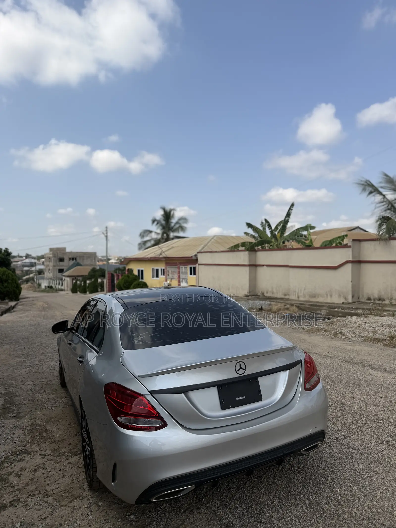 Mercedes-Benz C300 Luxury Sedan RWD (2.0L 4cyl 7A) 2017 Silver