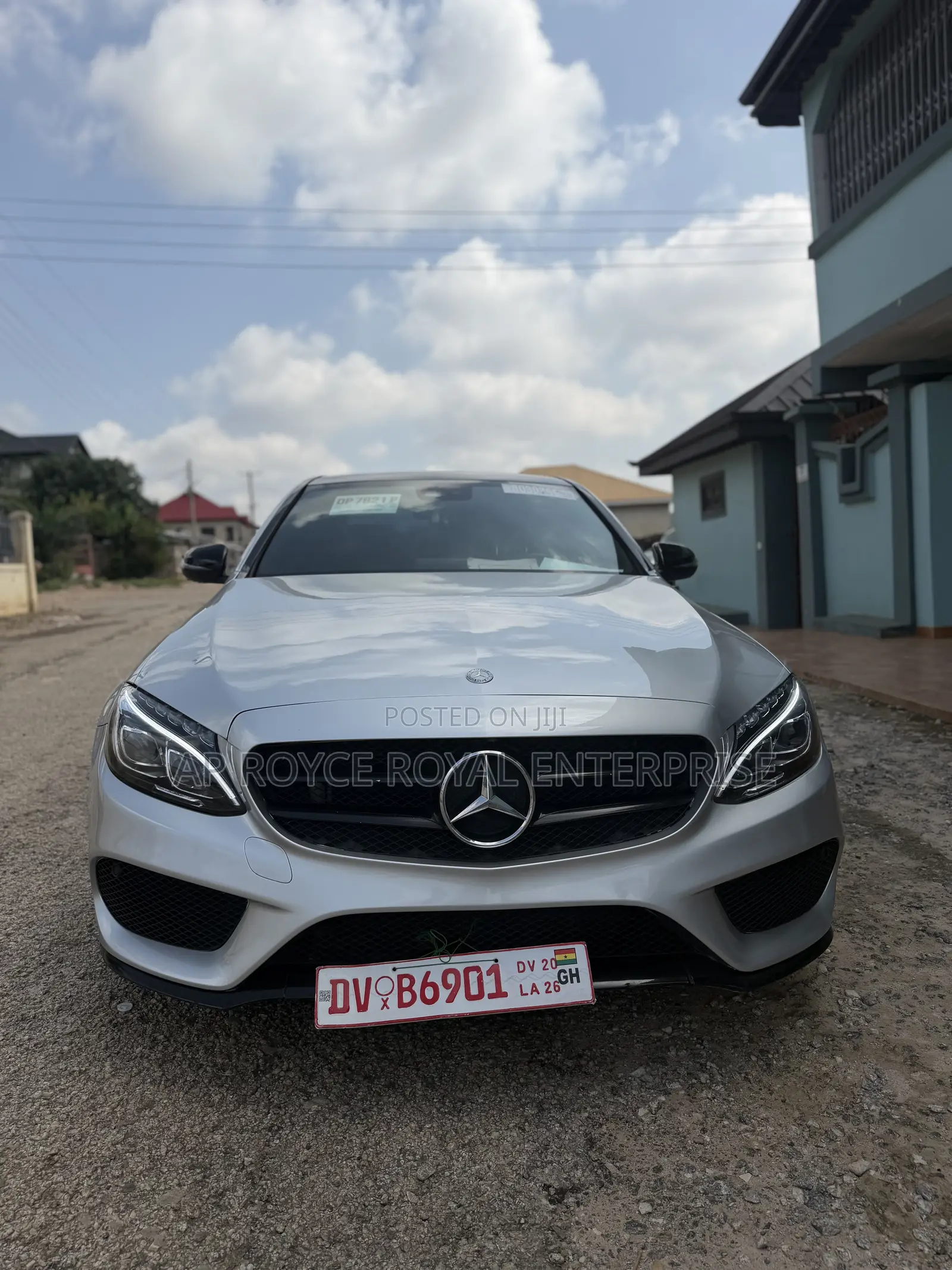 Mercedes-Benz C300 Luxury Sedan RWD (2.0L 4cyl 7A) 2017 Silver