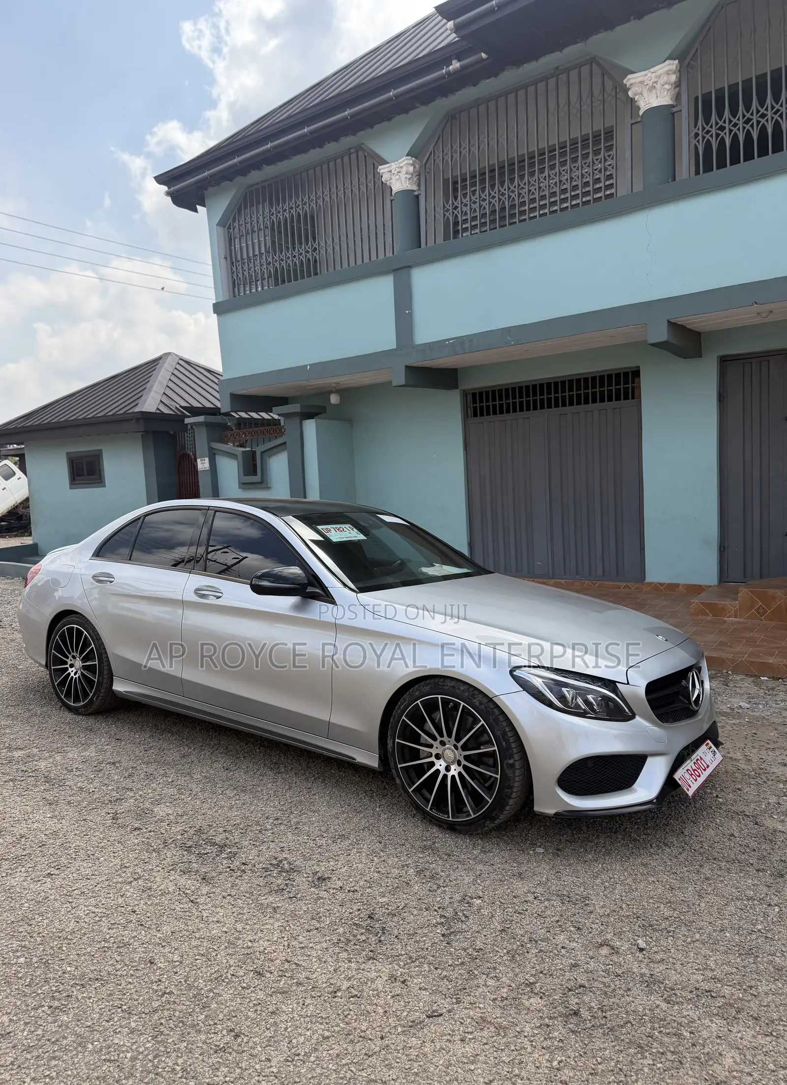 Mercedes-Benz C300 Luxury Sedan RWD (2.0L 4cyl 7A) 2017 Silver