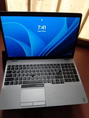 New Laptop Dell Latitude 5510 16GB Intel Core i7 SSD 256GB