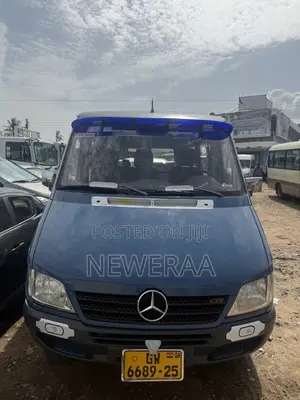 Mercedes-Benz Sprinter 2025 Black