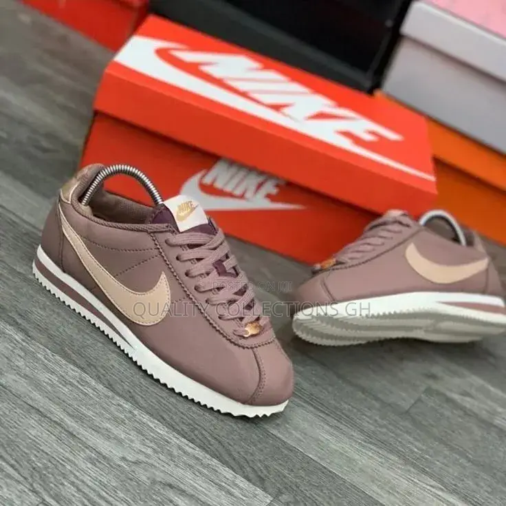 Nike Cortex Brown