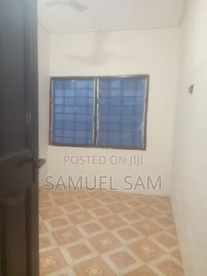 3bdrm House in Tema Community 12 for rent