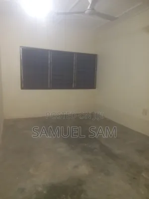 3bdrm House in Tema Community 12 for rent