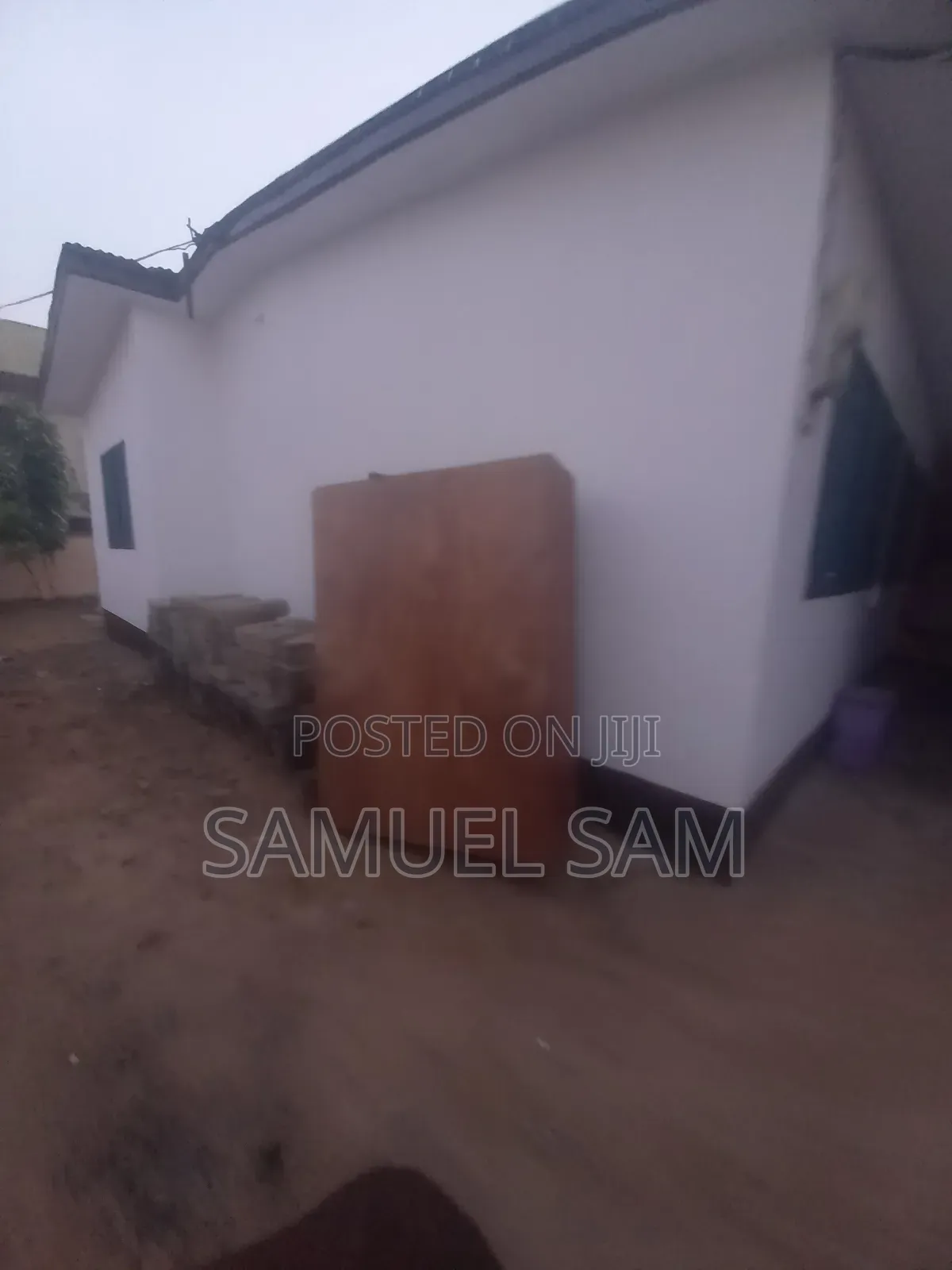 3bdrm House in Tema Community 12 for rent