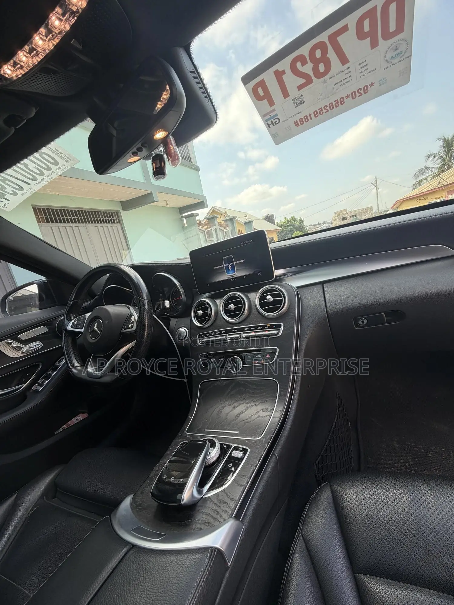 Mercedes-Benz C300 Luxury Sedan RWD (2.0L 4cyl 7A) 2017 Silver