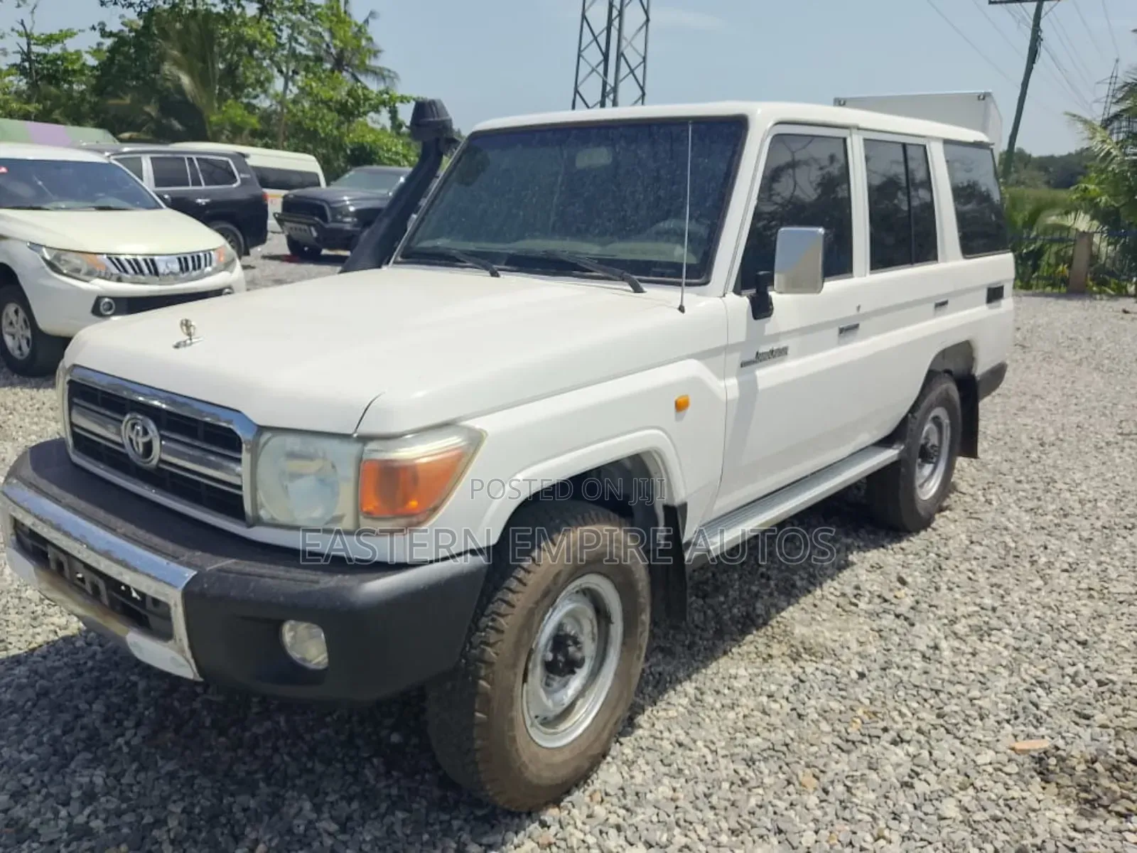 Toyota Land Cruiser Cygnus 4.7 2007 White