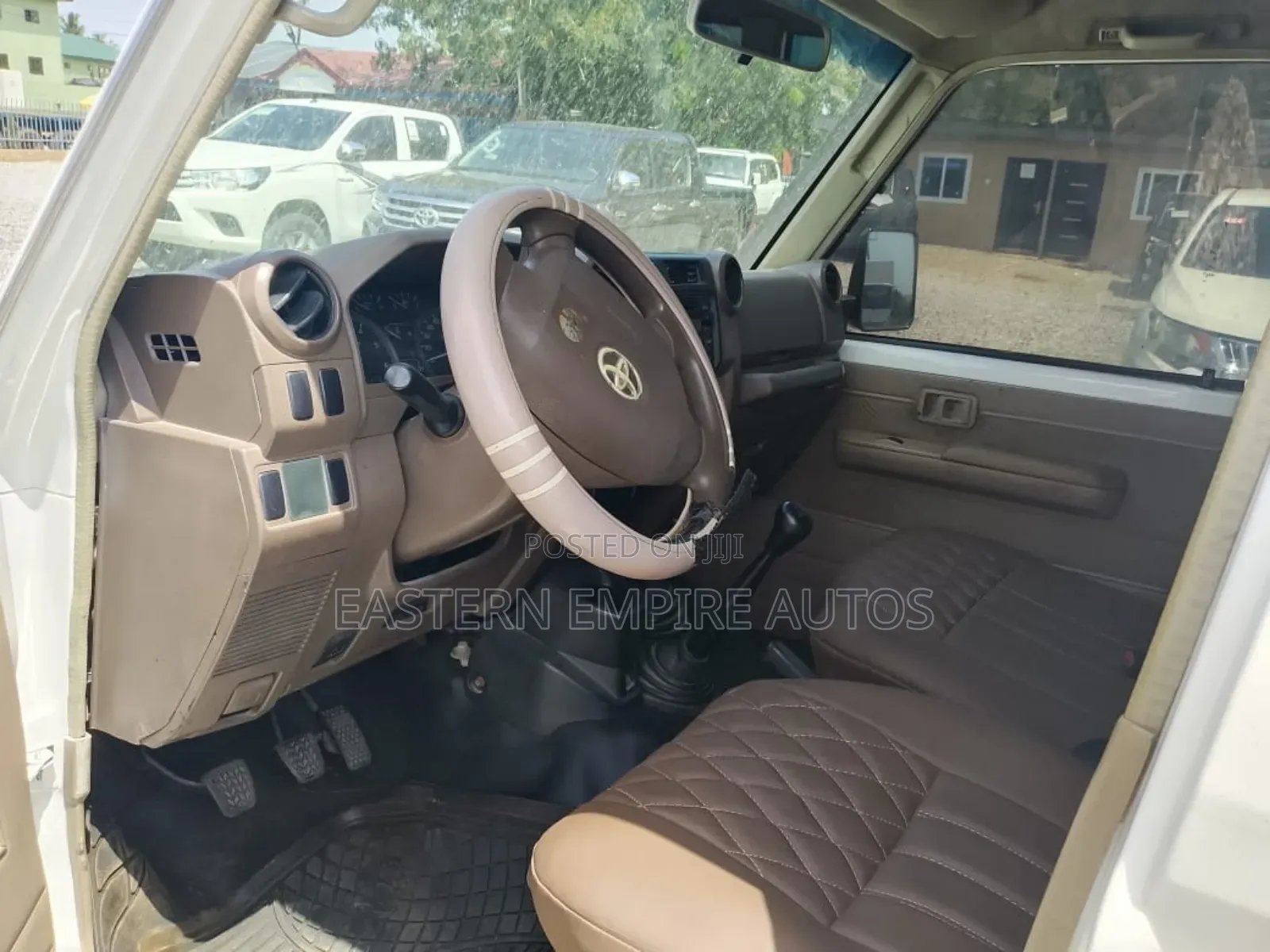 Toyota Land Cruiser Cygnus 4.7 2007 White