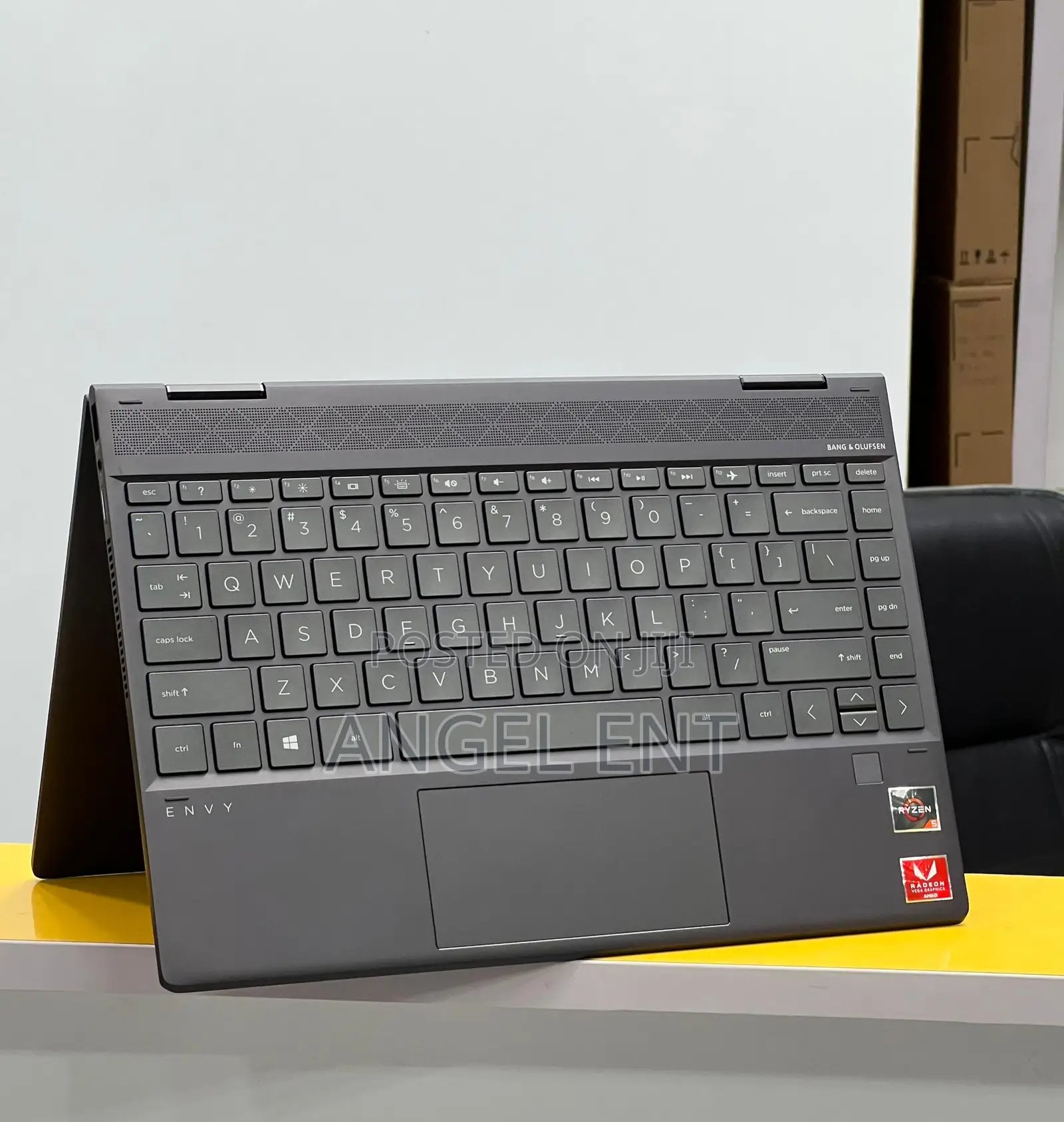 Laptop HP Envy 13 8GB AMD Ryzen 5 SSD 512GB