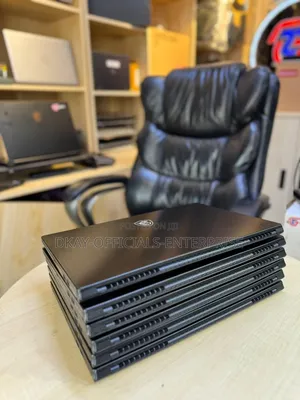 Laptop MSI Modern 14 16GB Intel Core i5 SSHD+SSD 256GB