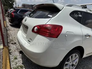 Nissan Rogue 2015 White