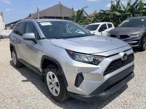 Toyota RAV4 2025 Silver