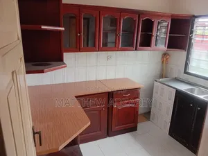 2bdrm Apartment in Meekwealth, Bawaleshie for rent