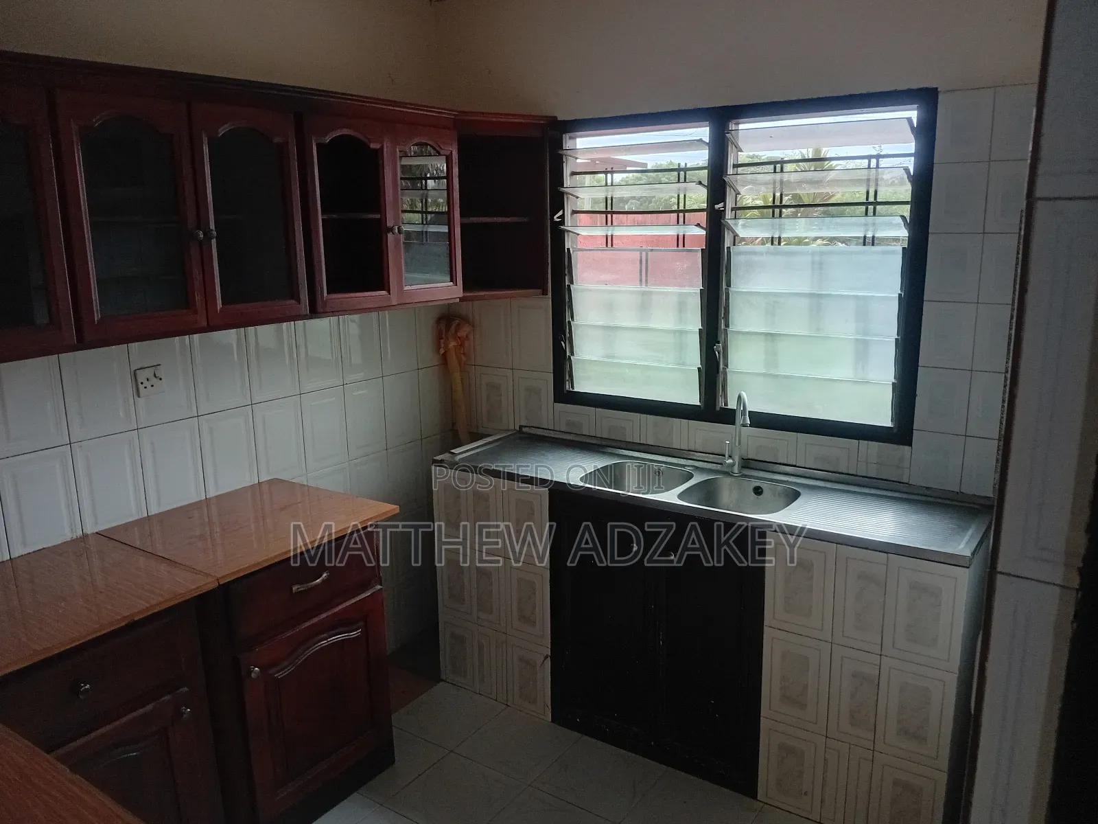2bdrm Apartment in Meekwealth, Bawaleshie for rent