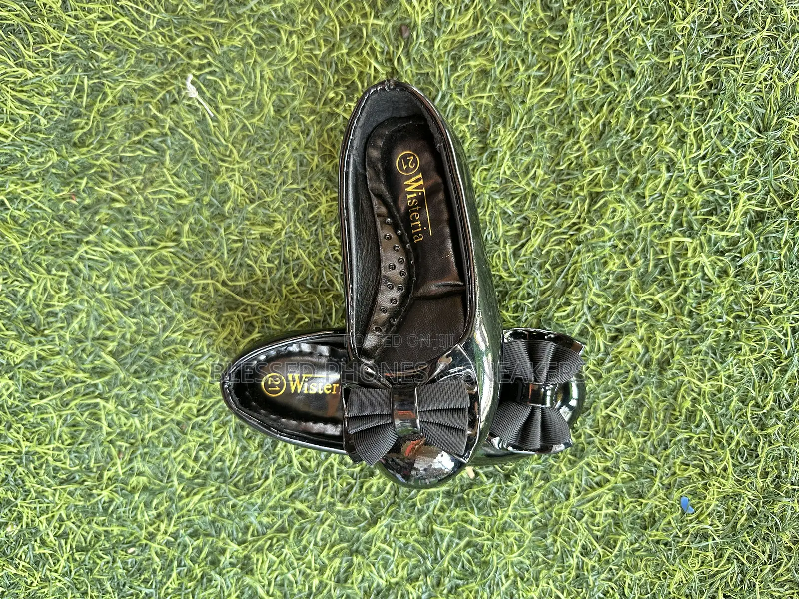 Get the Best and Quality Ladies Shoe