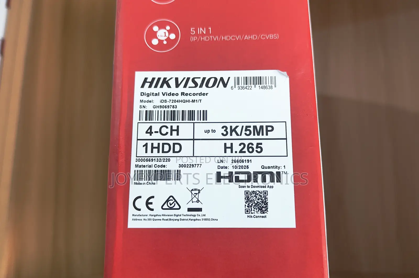 4 Channel Acusense DVR Ids-7204hqhi-M1/T