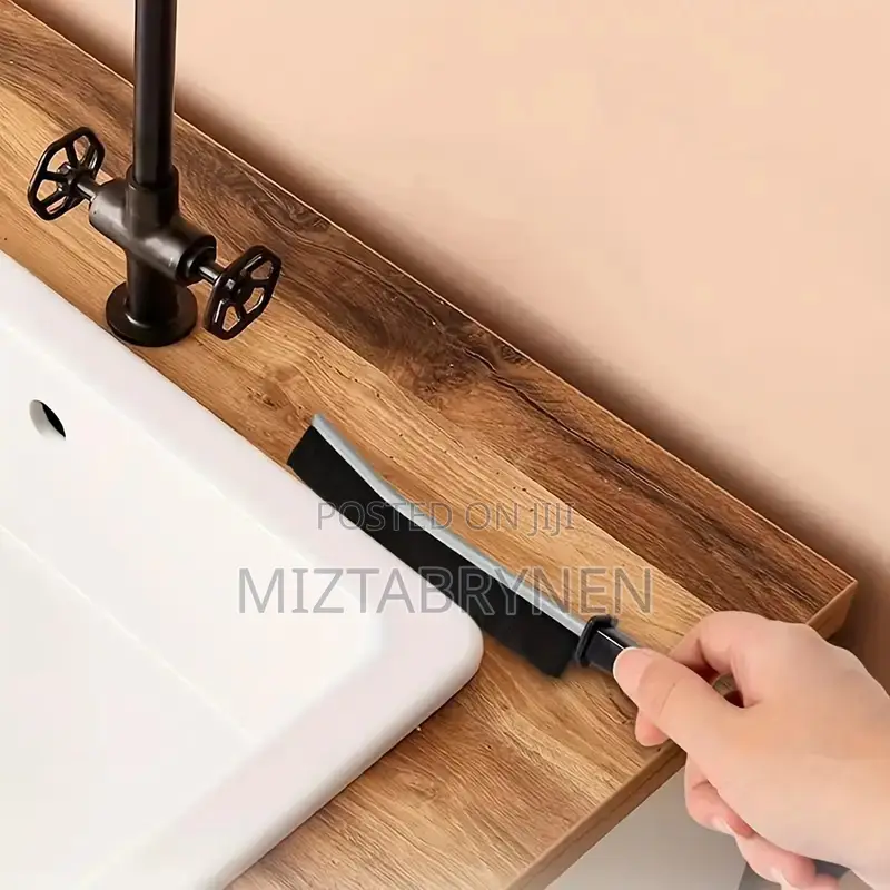 Crevice Corner Cleaning Gap Brush - Black