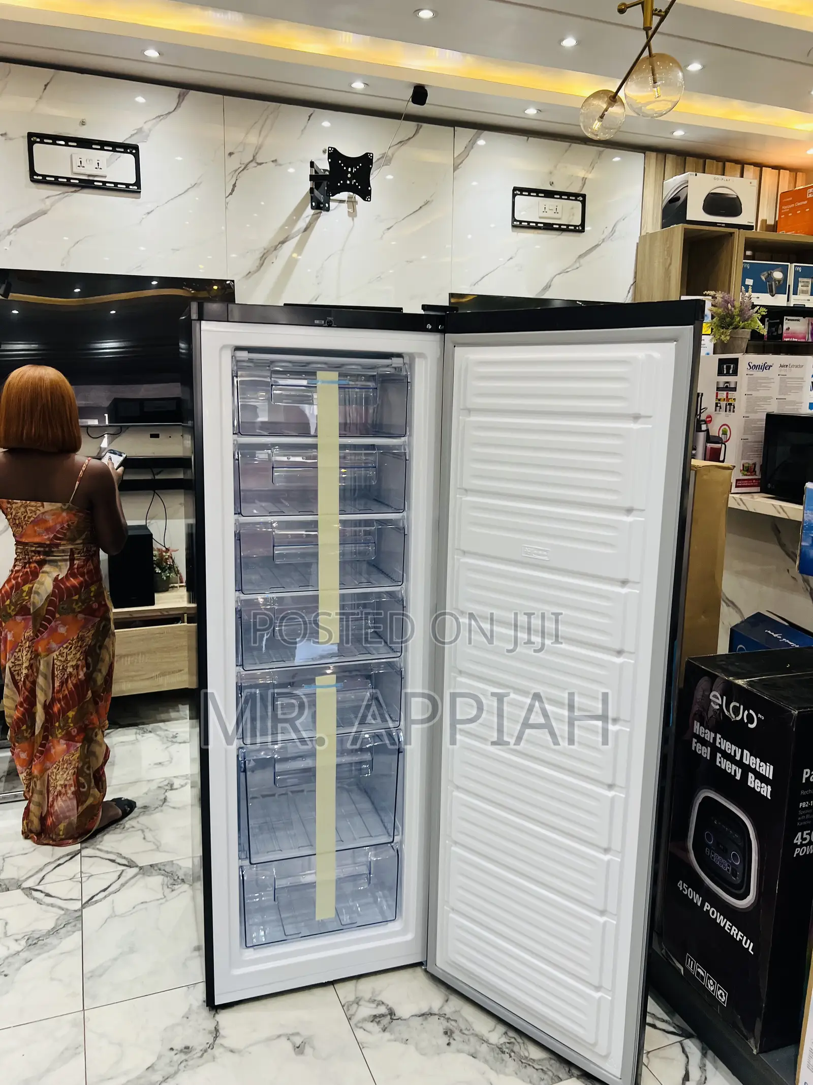 High Efficient Pearl Puf-370 Single Door Upright Freezer 