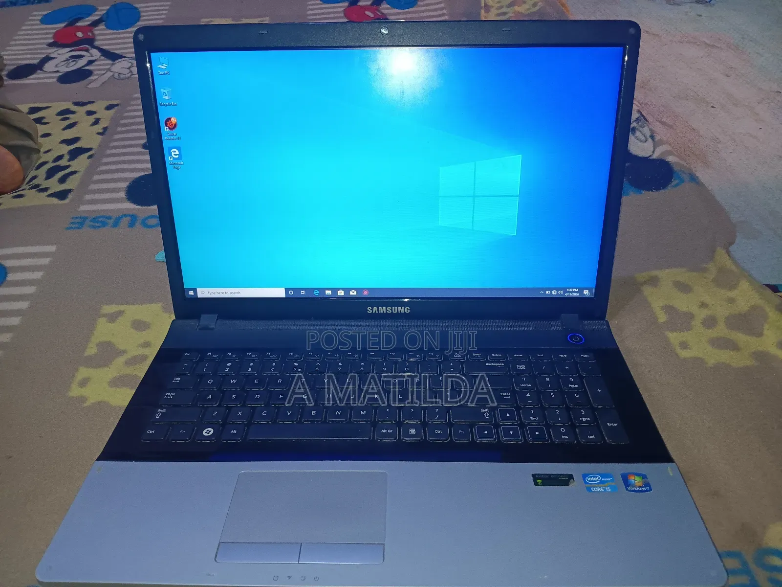 Laptop Samsung NP300E7A 4GB Intel Core i5 HDD 250GB