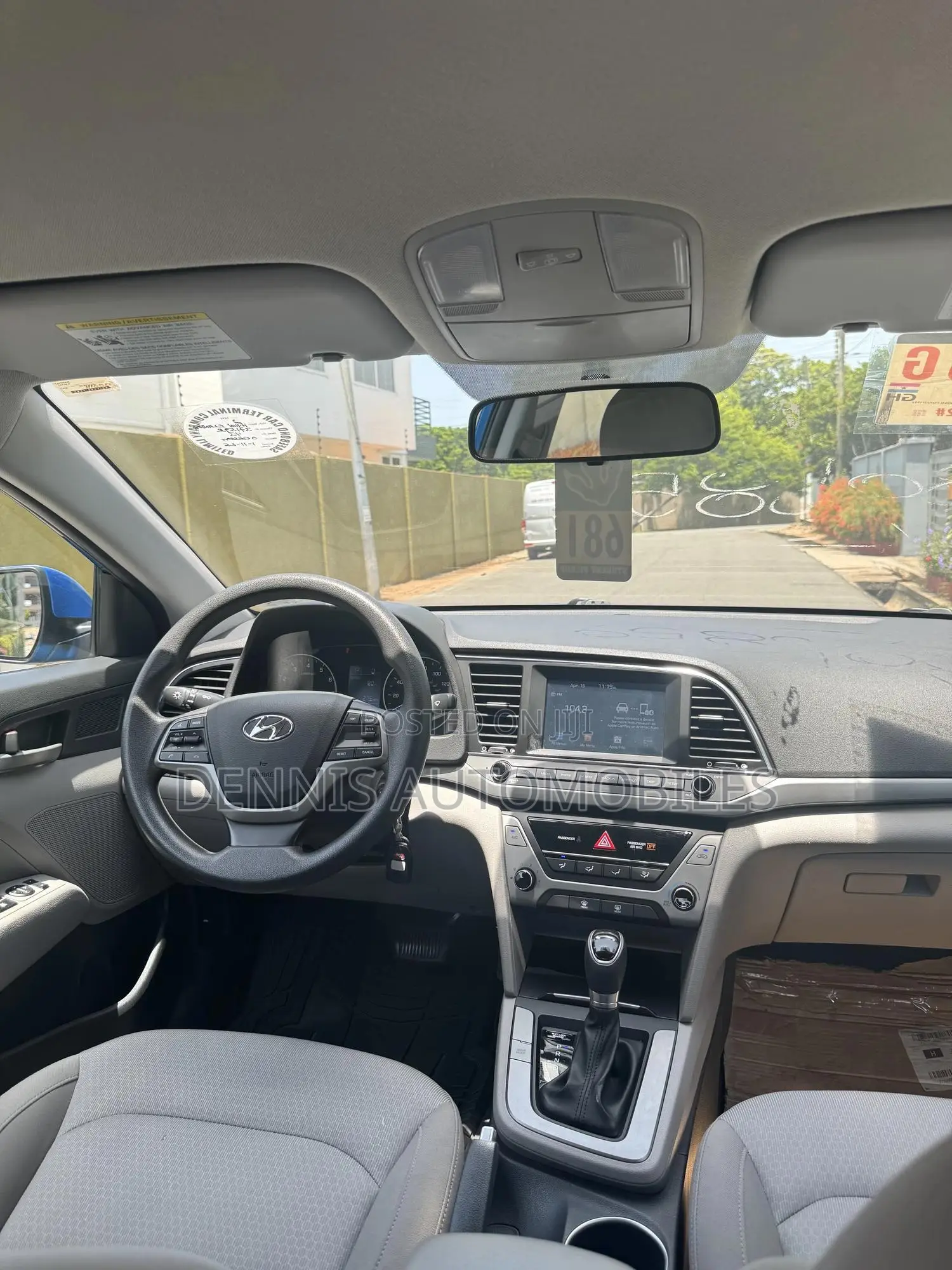 Hyundai Elantra SE Sedan FWD (2.0L 4cyl 6M) 2017 Blue