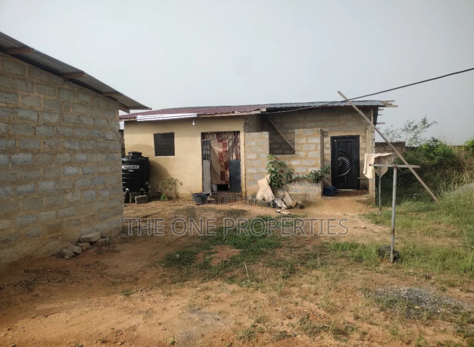 2bdrm House in Adjen Kotoku, Amasaman for sale
