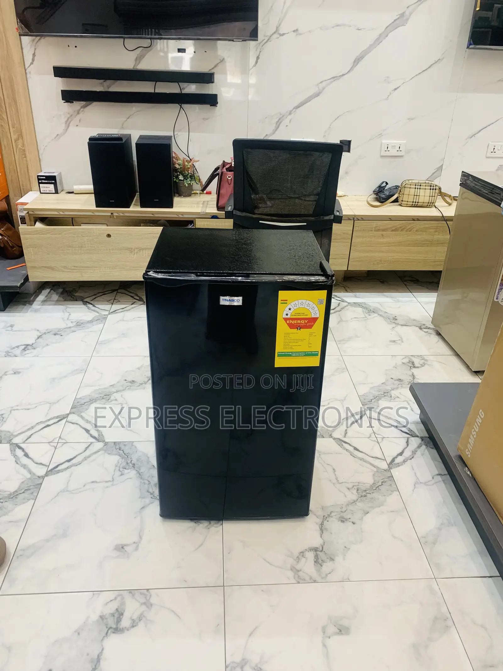 Nasf1-110fl Single Door Table Top Fridge