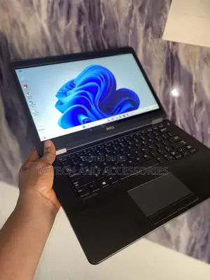 Laptop Dell Latitude E5270 8GB Intel Core i5 SSD 256GB
