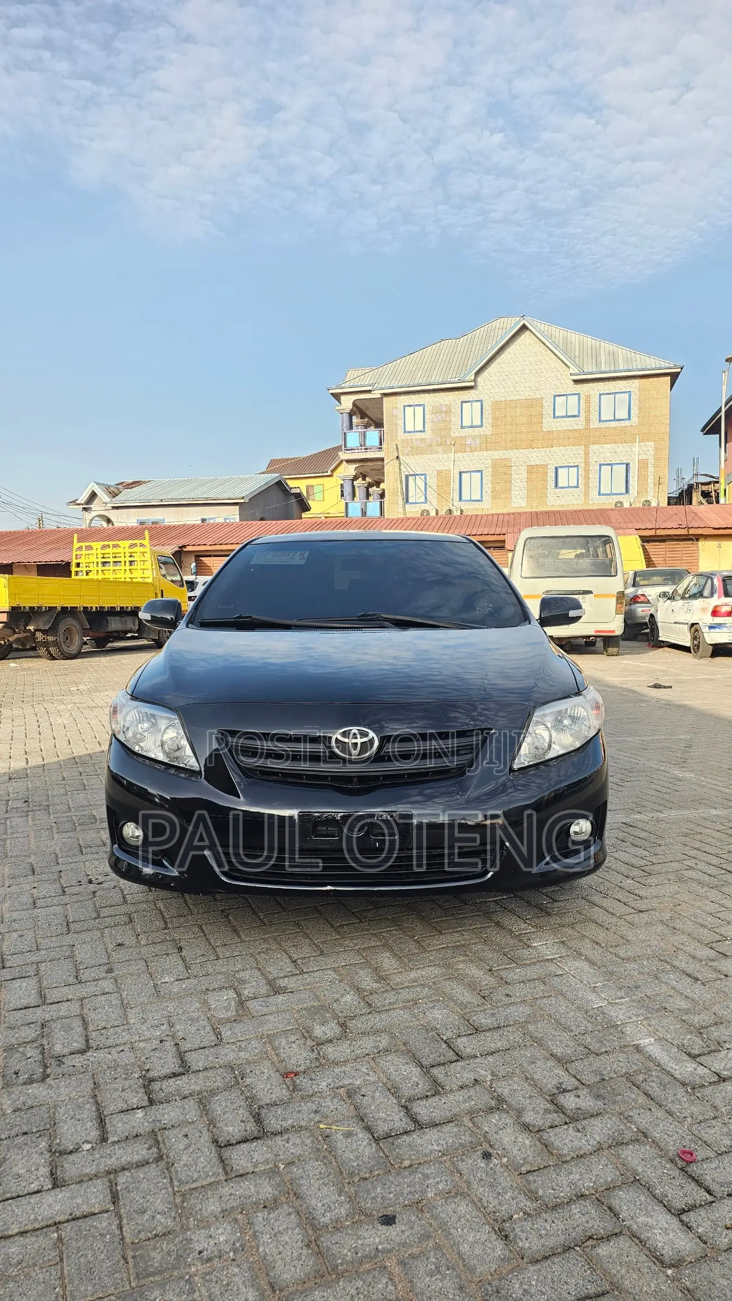 Toyota Corolla Base 4dr Sedan (1.8L 4cyl 5M) 2010 Black