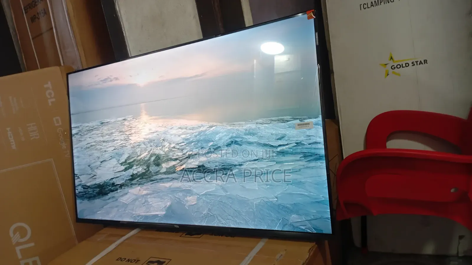Try and Feel Televisions 43inches Smart TCL Televisions