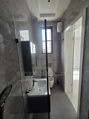 4bdrm House in Adenta for sale