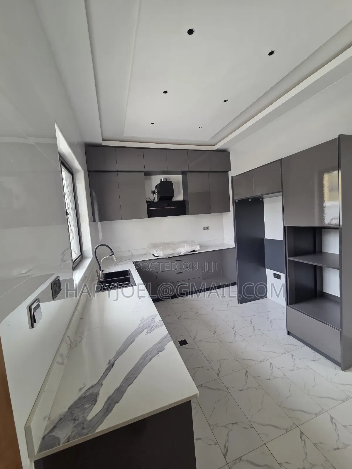 4bdrm House in Adenta for sale
