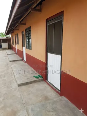 9bdrm Villa in Hohoe Municipal for sale